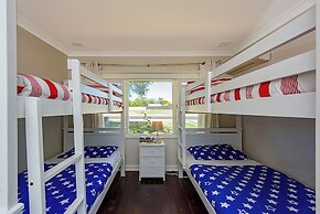 Willmott Beach House