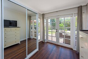 Willmott Beach House