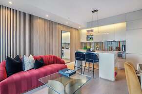 Mövenpick Suites - Downtown Toronto