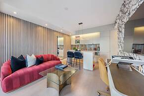 Mövenpick Suites - Downtown Toronto