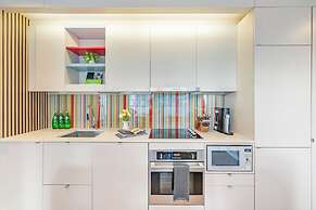 Mövenpick Suites - Downtown Toronto