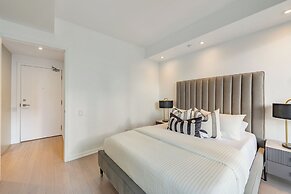 Mövenpick Suites - Downtown Toronto