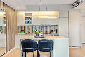 Mövenpick Suites - Downtown Toronto