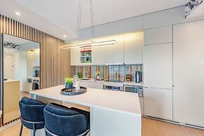 Mövenpick Suites - Downtown Toronto