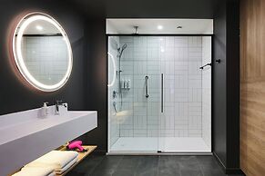 Moxy Warsaw City