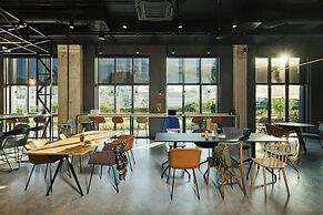 Moxy Warsaw City