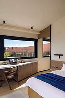 Moya Hotel - Qingdao Laoshan Scenic Area