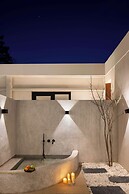 Moya Hotel - Qingdao Laoshan Scenic Area