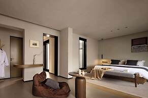 Moya Hotel - Qingdao Laoshan Scenic Area