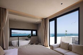 Moya Hotel - Qingdao Laoshan Scenic Area