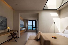 Moya Hotel - Qingdao Laoshan Scenic Area