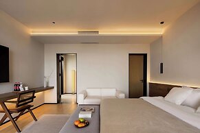 Moya Hotel - Qingdao Laoshan Scenic Area