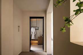 Moya Hotel - Qingdao Laoshan Scenic Area