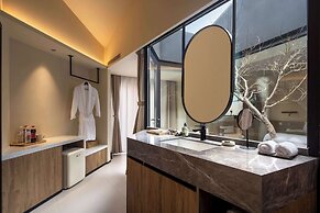 Moya Hotel - Qingdao Laoshan Scenic Area