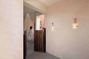 Moya Hotel - Qingdao Laoshan Scenic Area