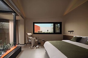 Moya Hotel - Qingdao Laoshan Scenic Area