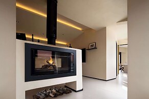 Moya Hotel - Qingdao Laoshan Scenic Area