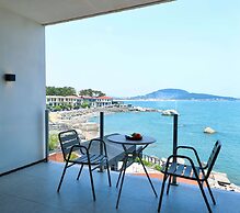 Moya Hotel - Qingdao Laoshan Scenic Area