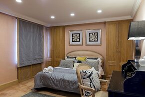 Penthouse 3-bed 3-bath on Marble Arch