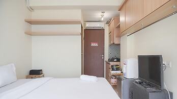 Homey And Cozy Studio Room Tifolia Apartment