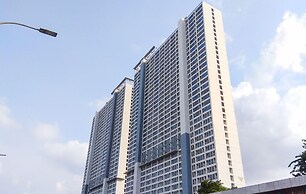 Homey And Cozy Studio Room Tifolia Apartment