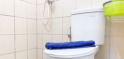 Homey And Cozy Studio Room Tifolia Apartment