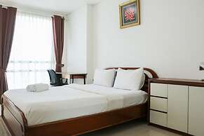 Great Location And Comfy 1Br Apartment Woodland Park Residence