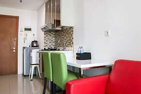 Great Location And Comfy 1Br Apartment Woodland Park Residence