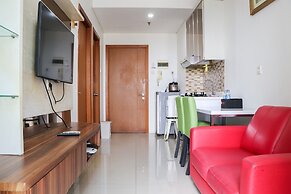 Great Location And Comfy 1Br Apartment Woodland Park Residence