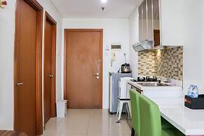 Great Location And Comfy 1Br Apartment Woodland Park Residence