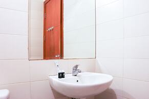 Great Location And Comfy 1Br Apartment Woodland Park Residence