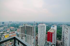 Fully Furnished With Modern Design Studio At Evenciio Apartment