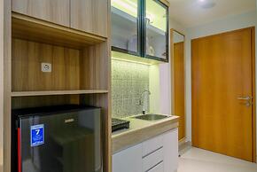 Fully Furnished With Modern Design Studio At Evenciio Apartment