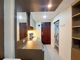 Good Deal And Homey Studio Apartment At Mansyur Residence