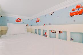 Homey And Comfy Stay 2Br Mangga Dua Apartment