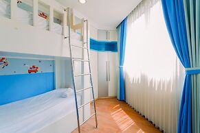 Homey And Comfy Stay 2Br Mangga Dua Apartment