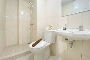 Good And Comfort 2Br At Springlake Summarecon Bekasi Apartment