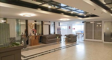 Simply Look Studio At De Prima Apartment