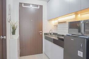 Good And Comfy Studio At Transpark Cibubur Apartment