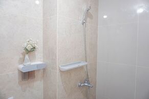 Good And Comfy Studio At Transpark Cibubur Apartment