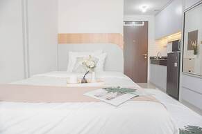 Good And Comfy Studio At Transpark Cibubur Apartment