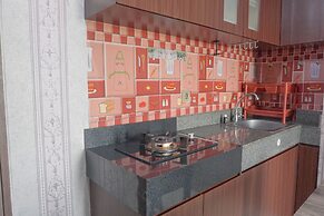 Homey And Best Deal 2Br Transpark Cibubur Apartment