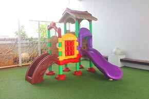 Homey 2Br At Gp Plaza Apartment