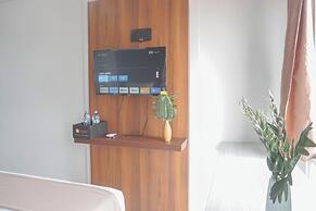 Restful And Homey Studio Patraland Urbano Apartment