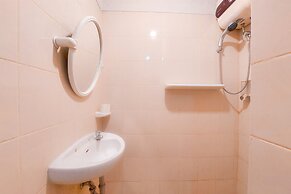 Warm And Spacious Combined Unit 2Br At Serpong Greenview Apartment