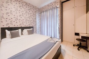 Warm And Spacious Combined Unit 2Br At Serpong Greenview Apartment