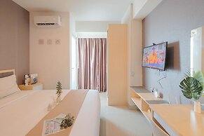 Modern Look Studio At Grand Kamala Lagoon Apartment