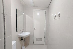 Tranquil Space 1Br Apartment At Podomoro City Deli Medan