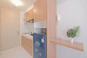 Homey And Cozy Studio Apartment At Tokyo Riverside Pik 2