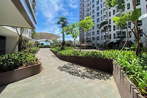 Homey And Cozy Studio Apartment At Tokyo Riverside Pik 2